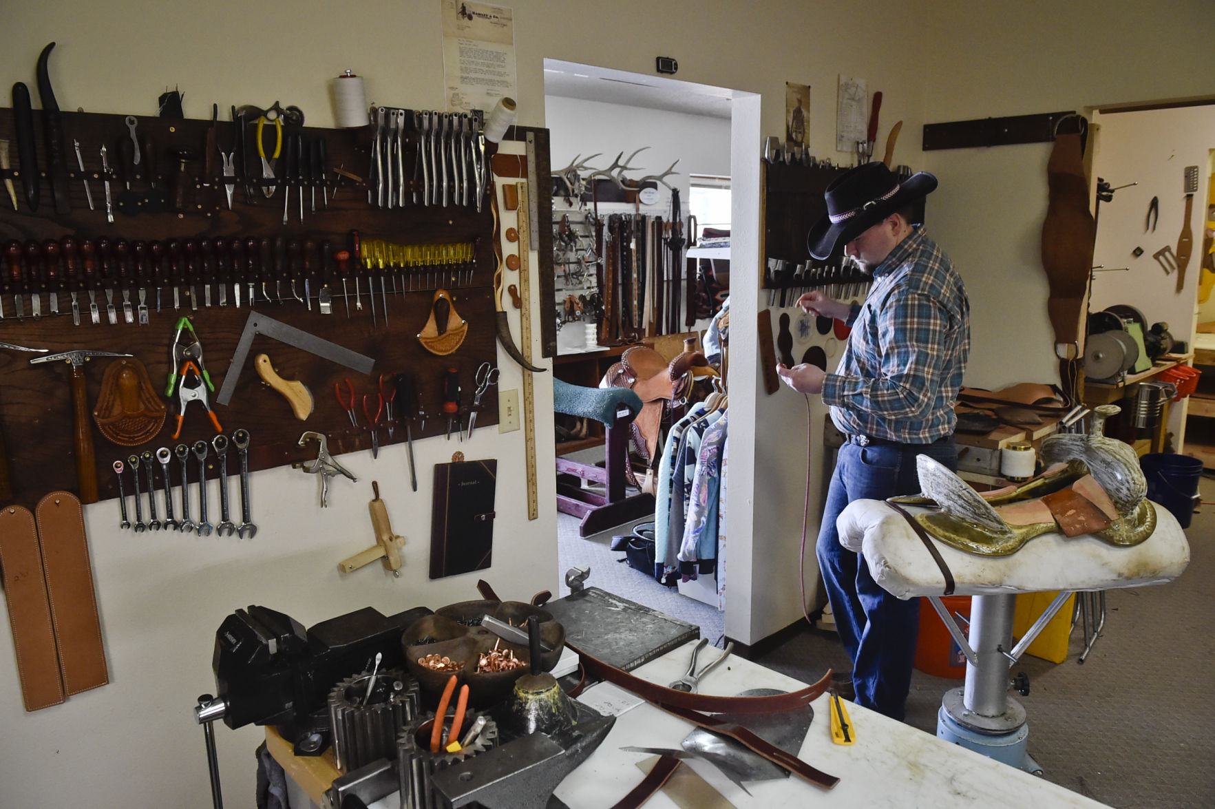 Sting Saddlery